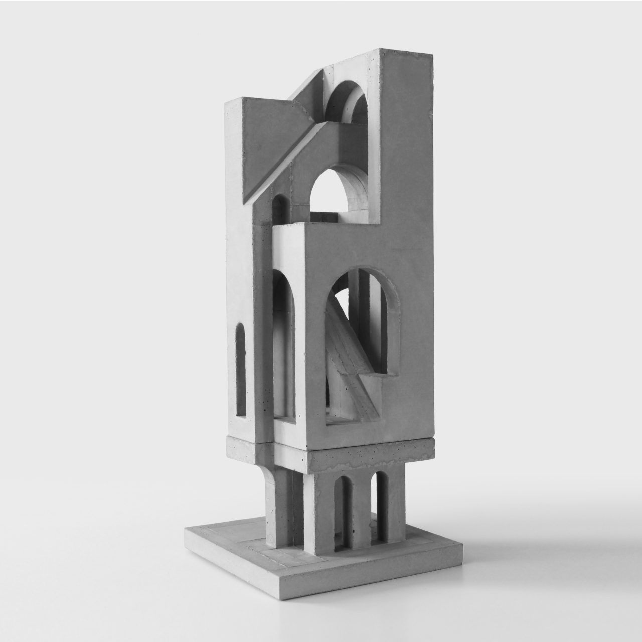 image of a medium sized architectural sculpture