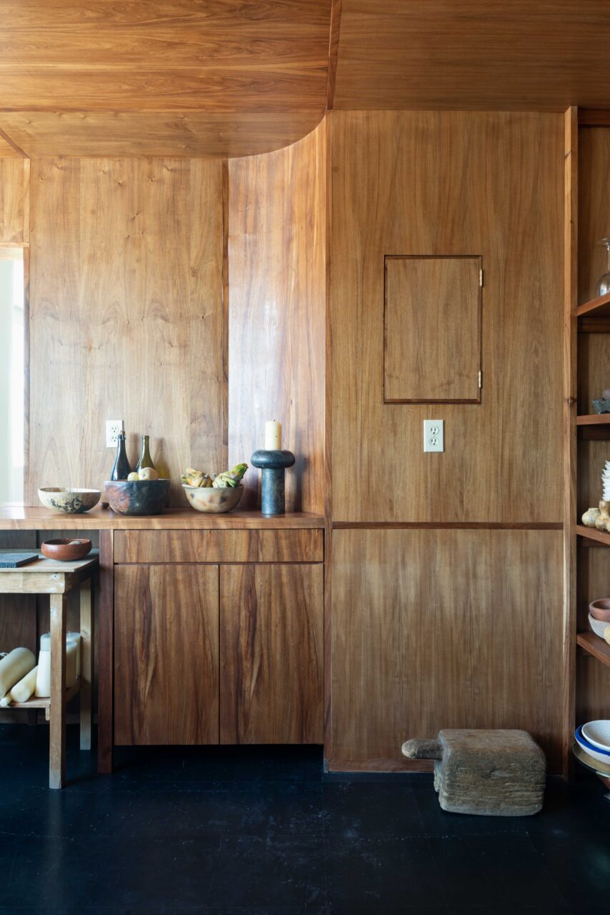 Lanza Atelier used midcentury inspiration for a kitchen design