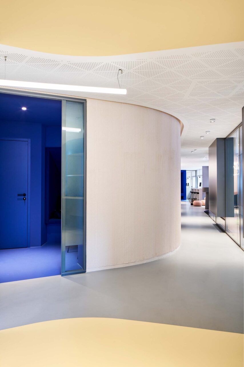 VDK office in Germany by Studio Alexander Fehre