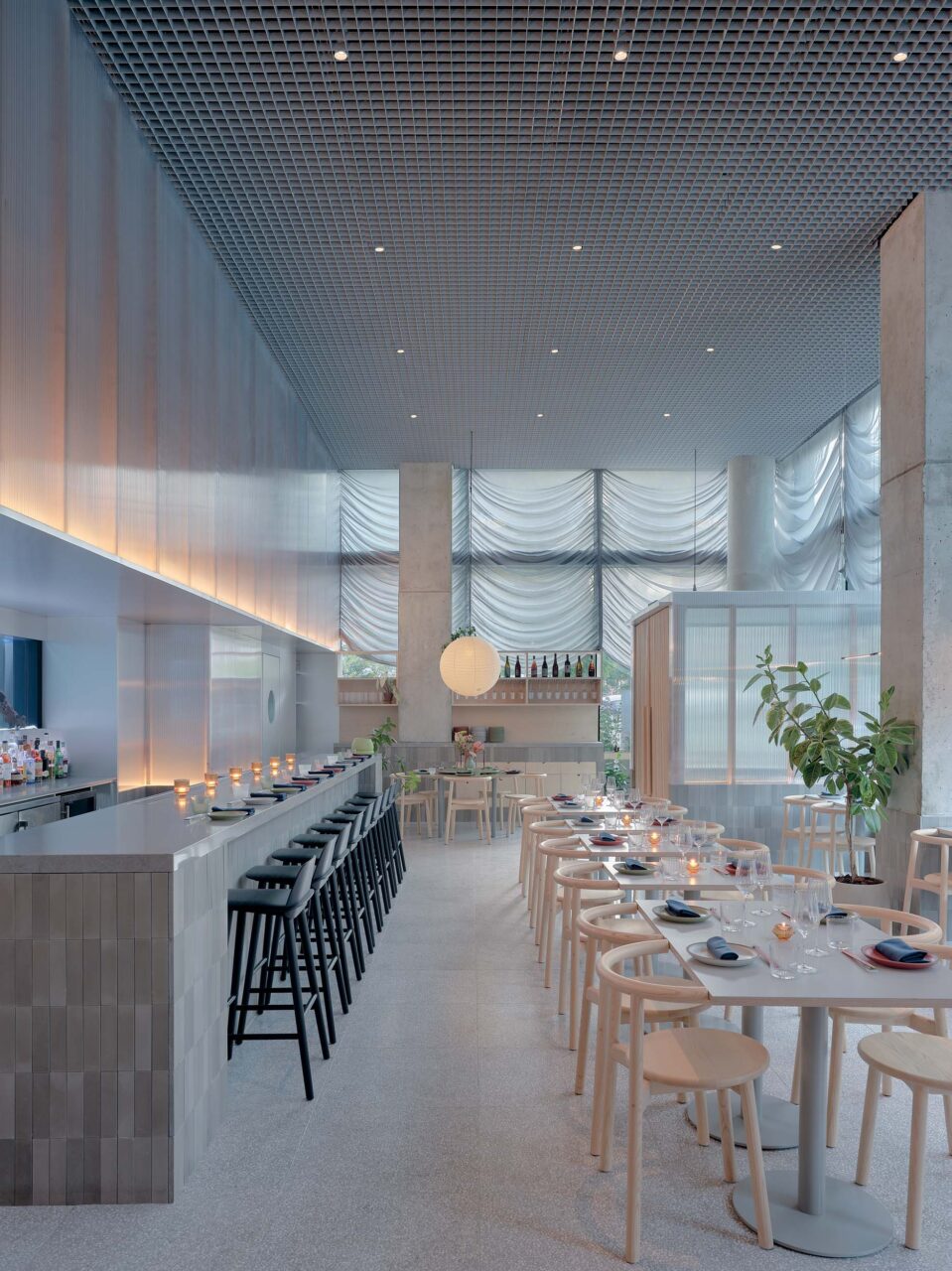 Nin Hao dining room