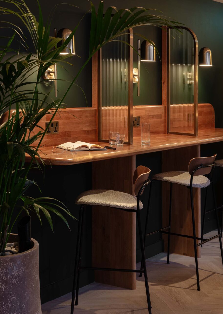 Club Quarters in St. Paul has spaces for individual work