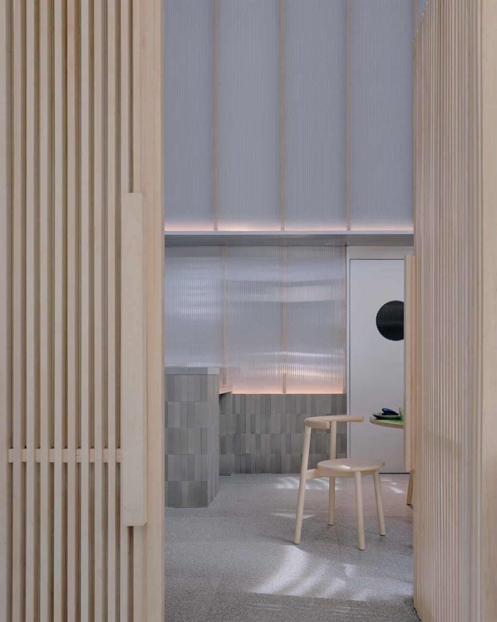 Wooden dividers at Nin hao