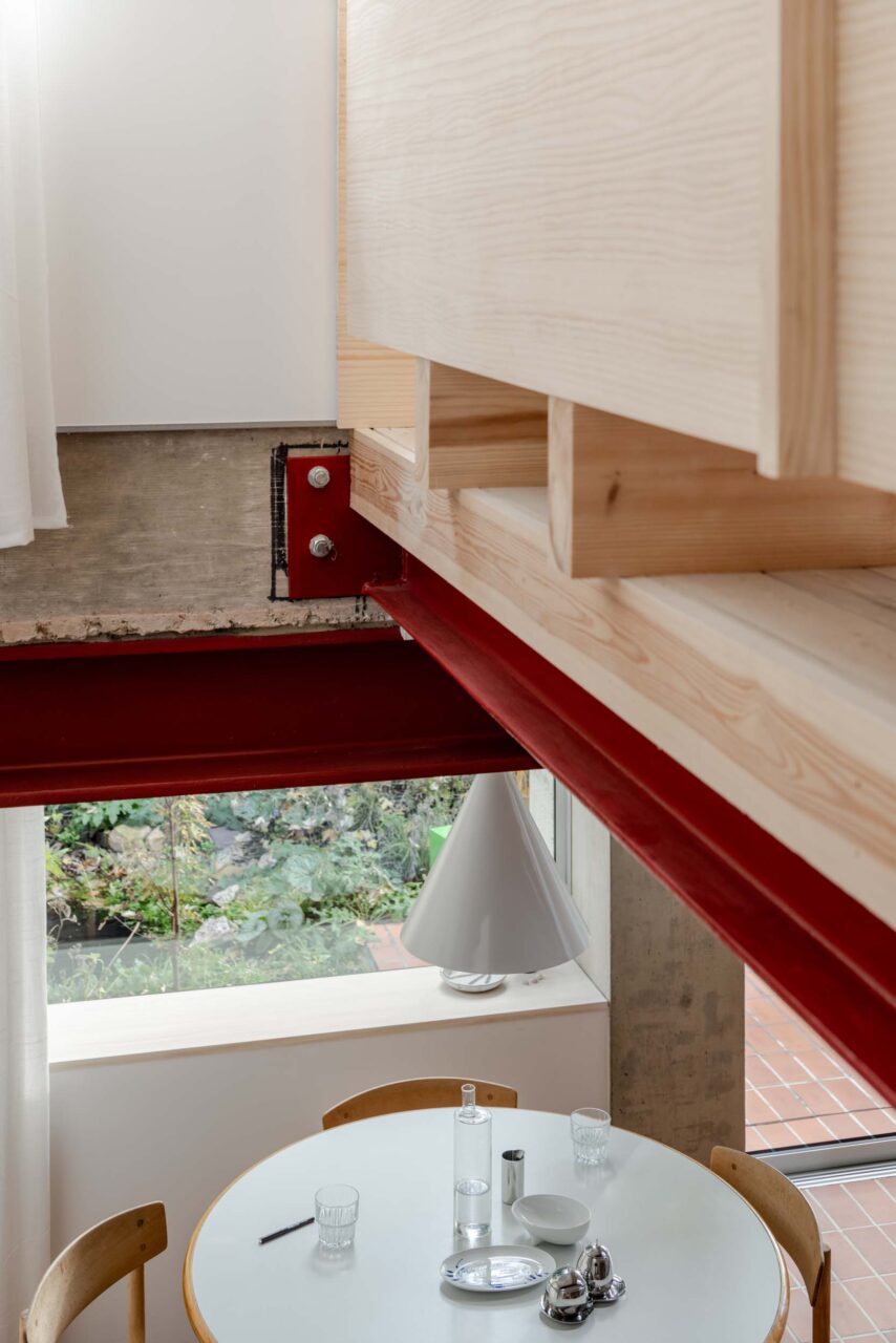 Archmongers stack new elements in a home and leave it exposed