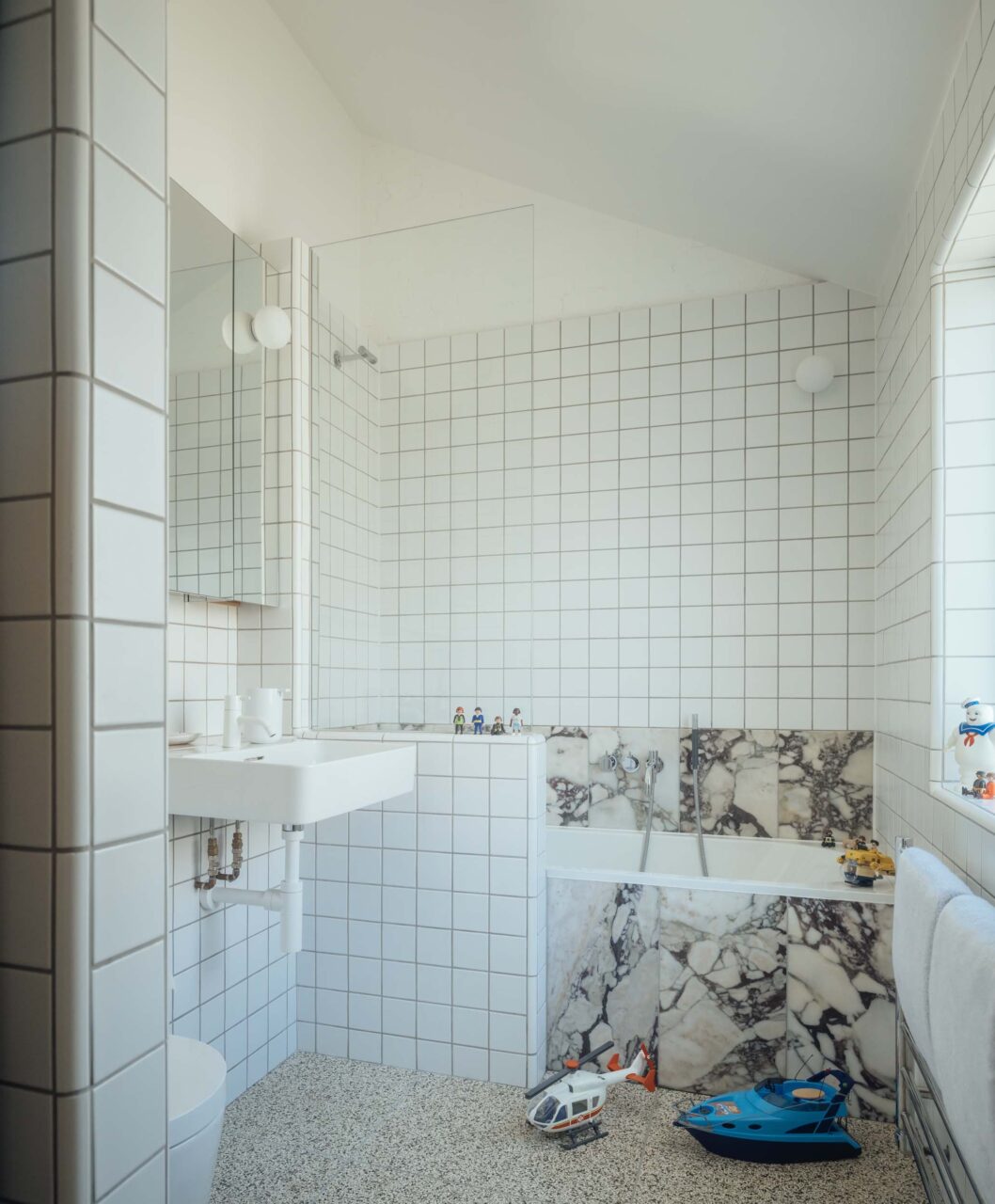 The bathroom by Archmongers