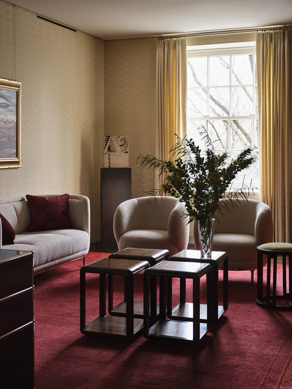 Fifth avenue apartment in a 1920s building