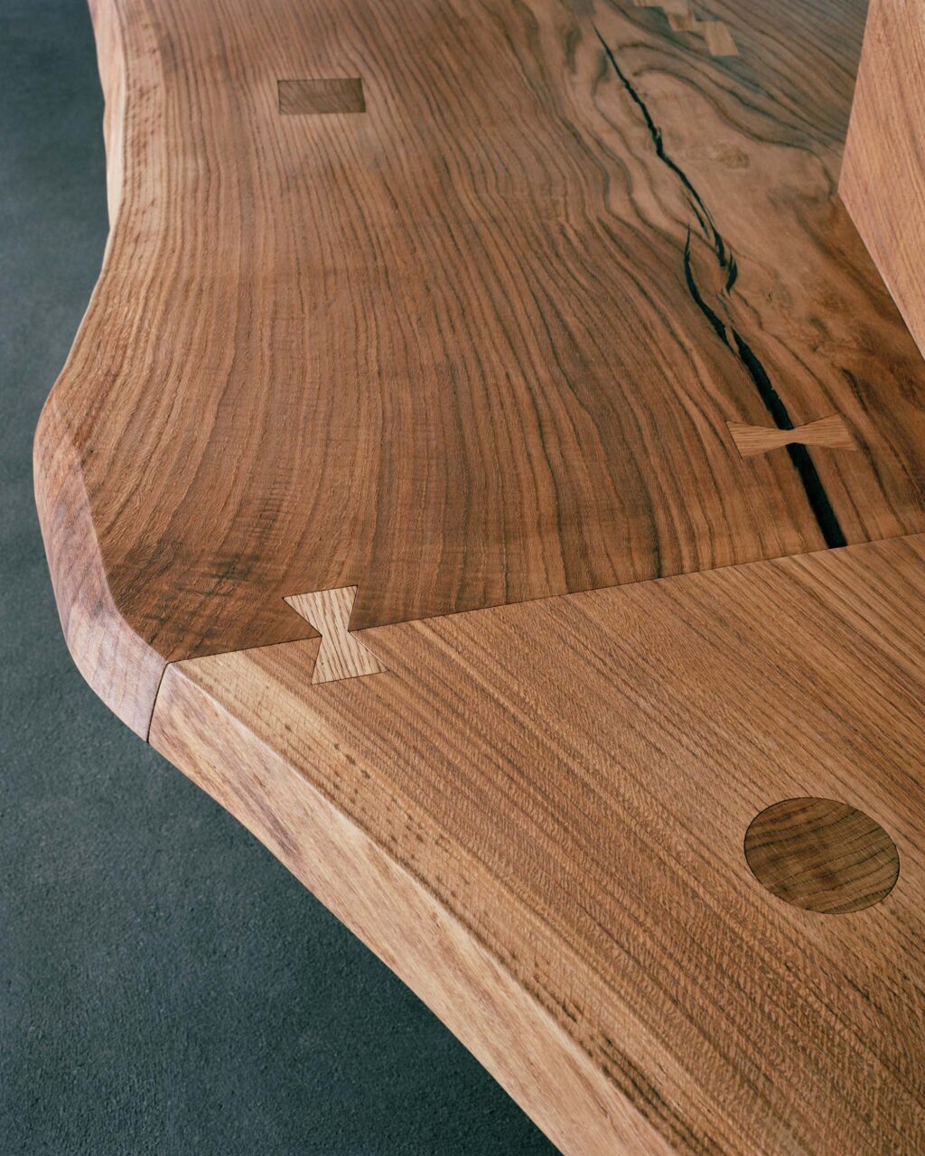 The oak table at goodbye horses
