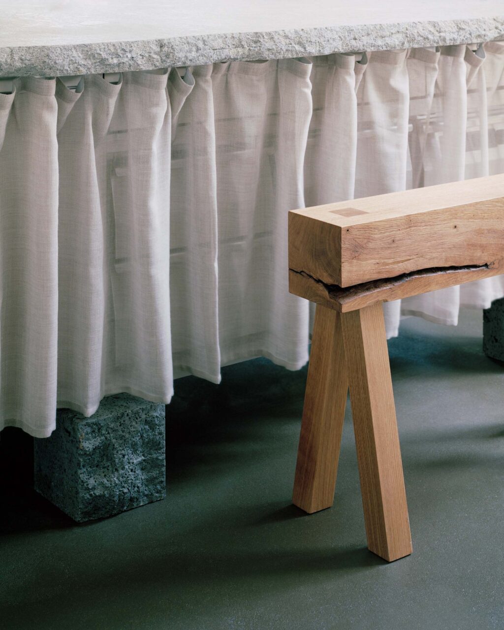 Leopold Banchini designs a wine bar