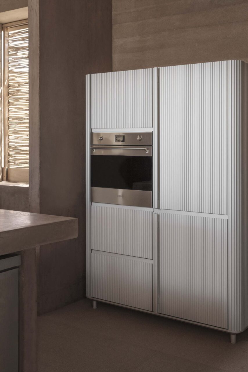 kitchen with a textured appliance