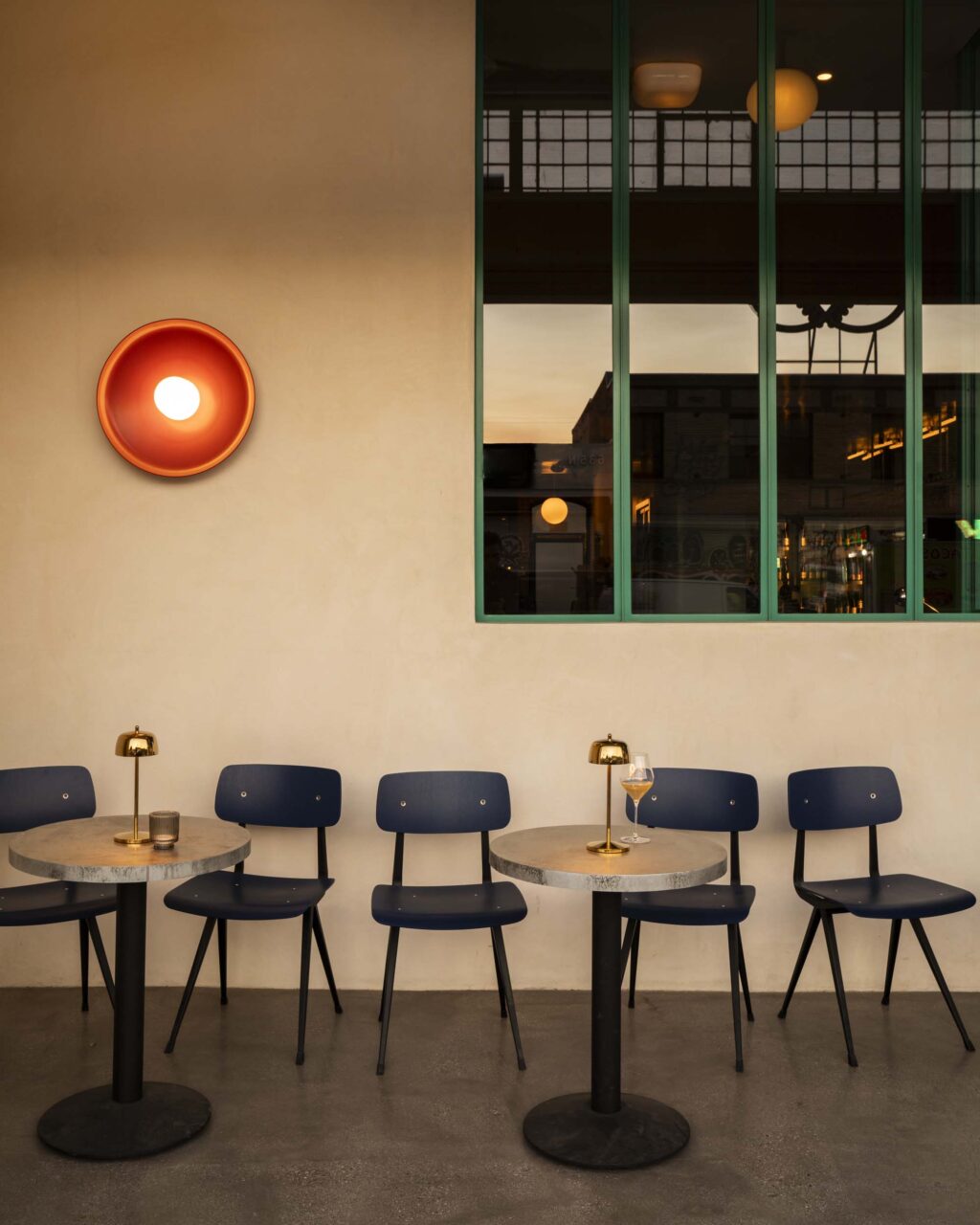 Bar etoile outside