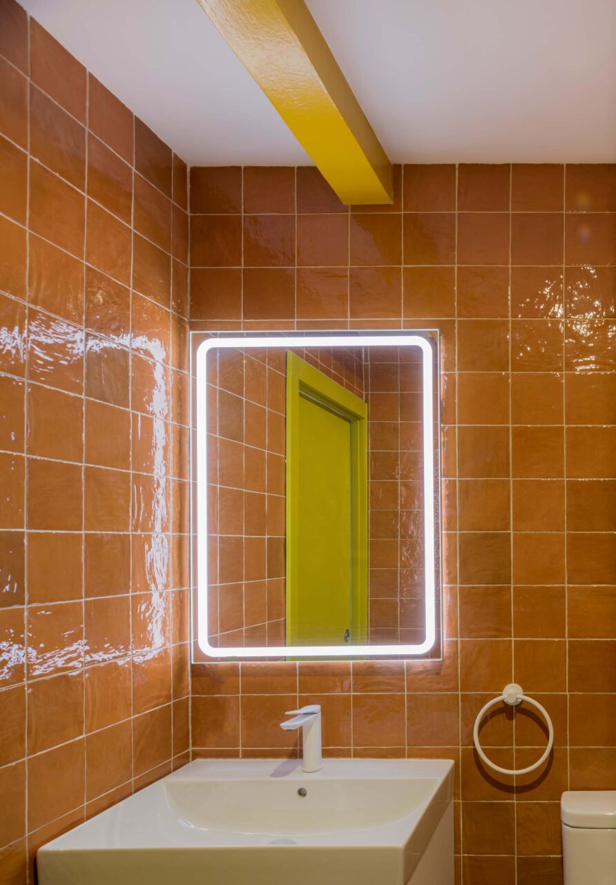 tiled bathroom in madrid