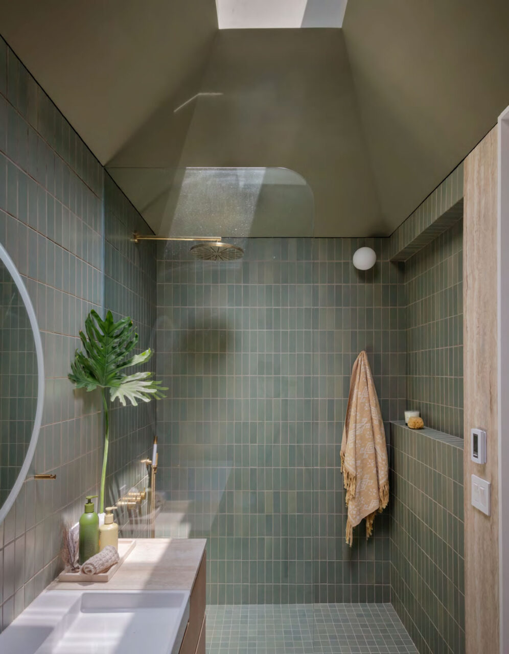 bathroom with skylight