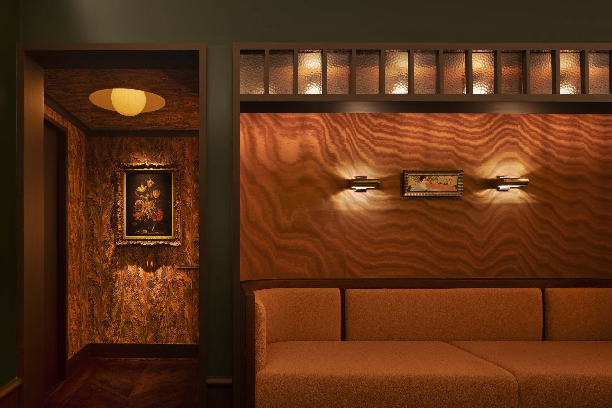 upstairs lounge with green and brown color schemes