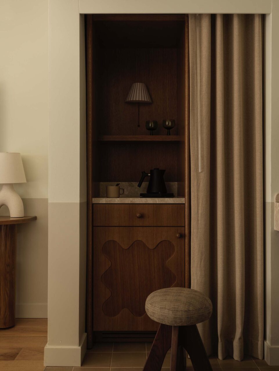 design of casa loma beach hotel