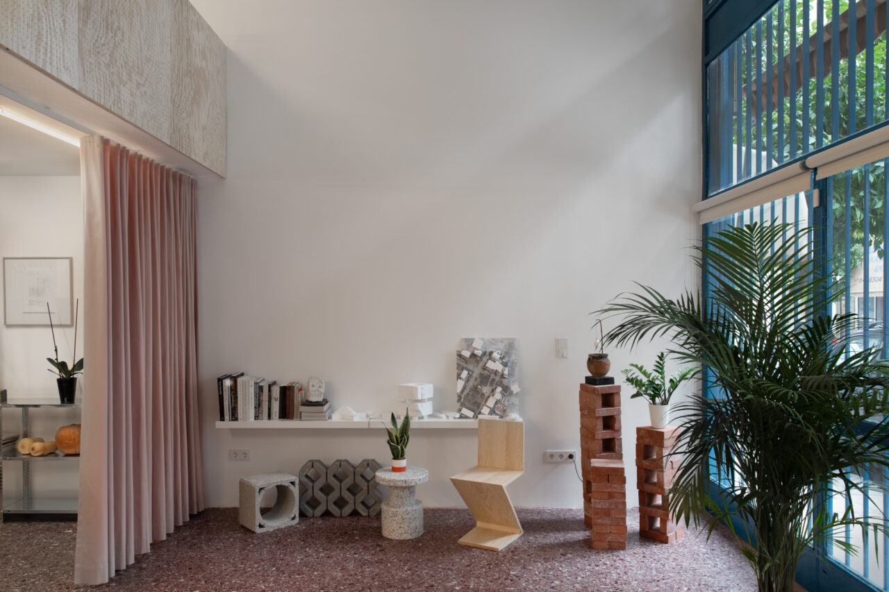 Studio Thansis office