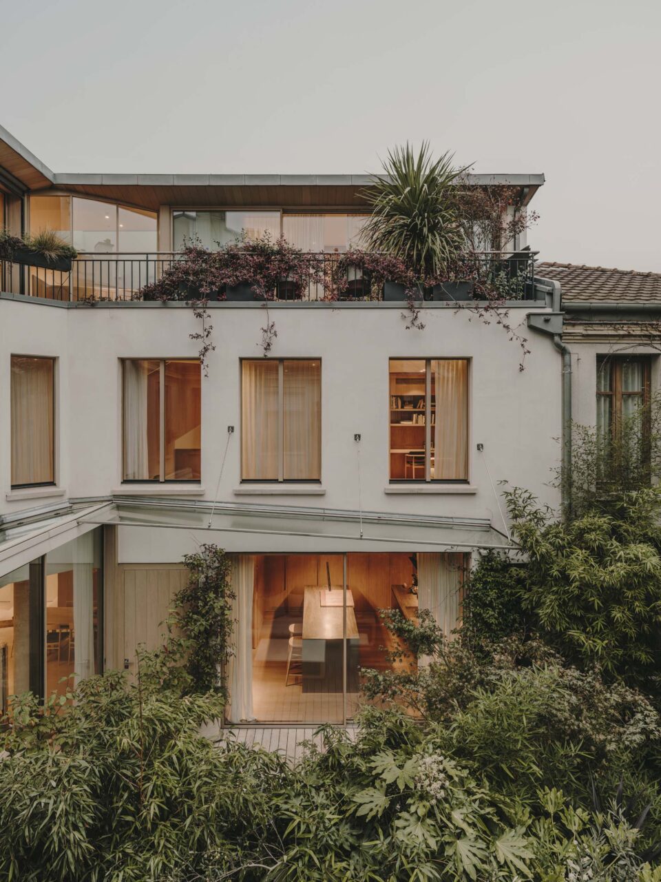 view of home from courtyard