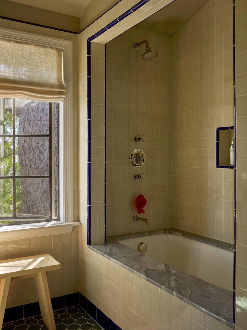 en suite bathroom for randy barbato and children
