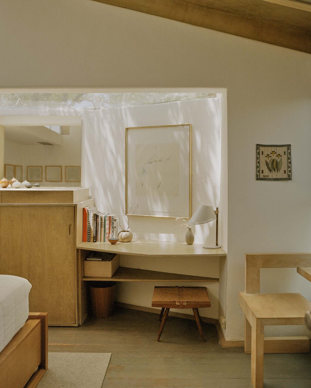 walker house by sean davidson