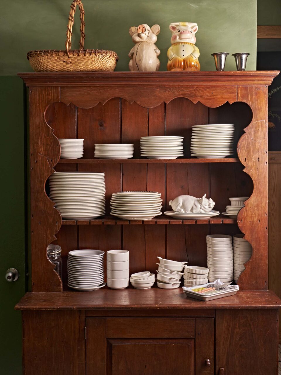 scalloped cabinet at brooklyn eatery
