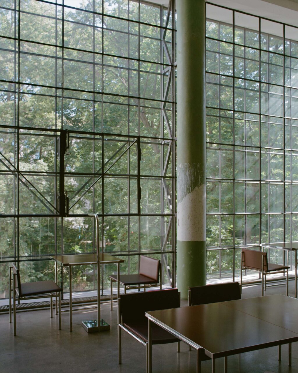 garage museum cafe