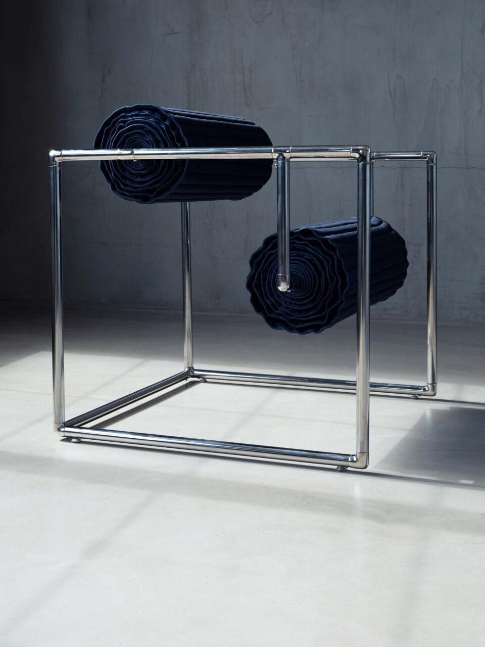 roll-up chair