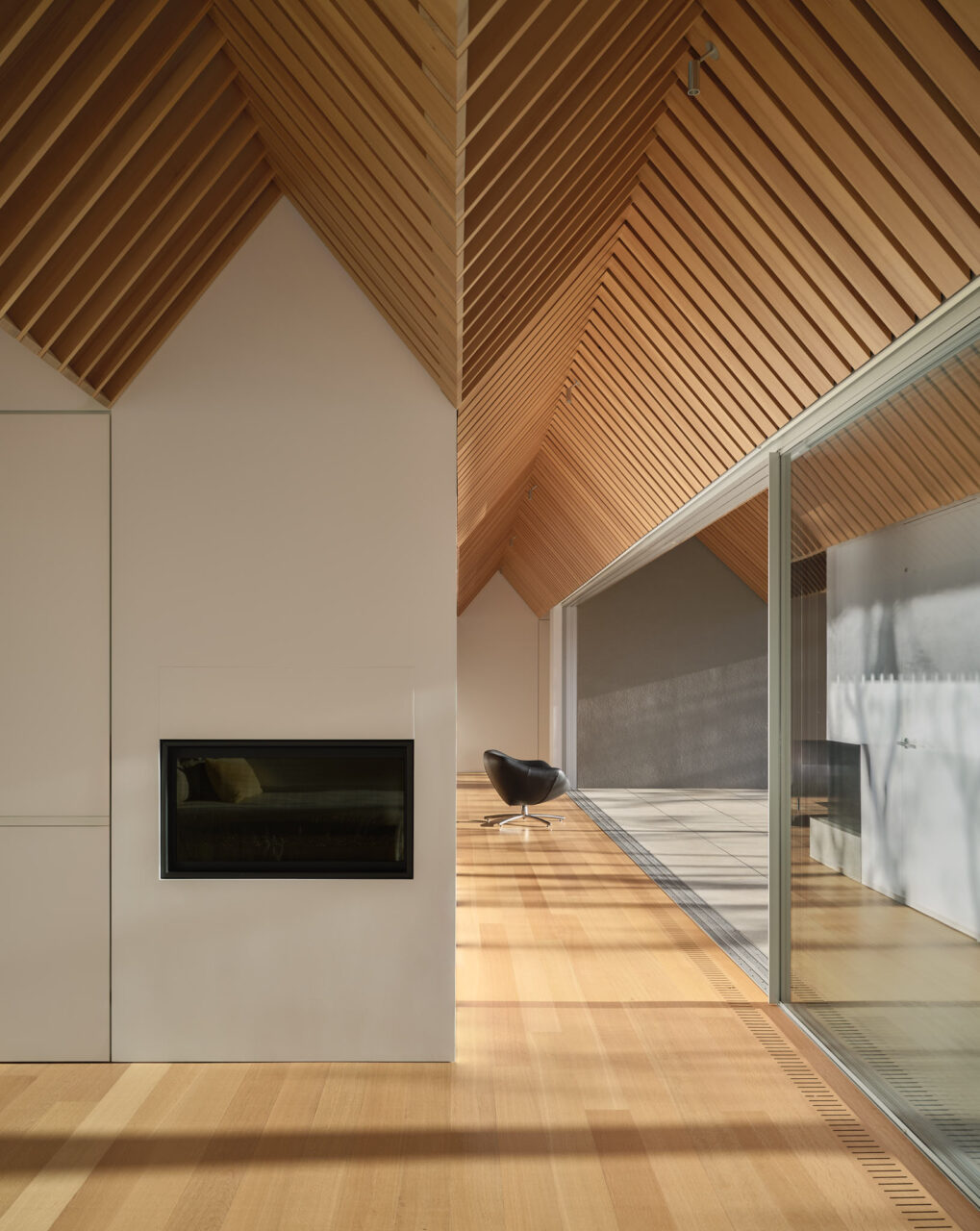 home with fully retractable glazing