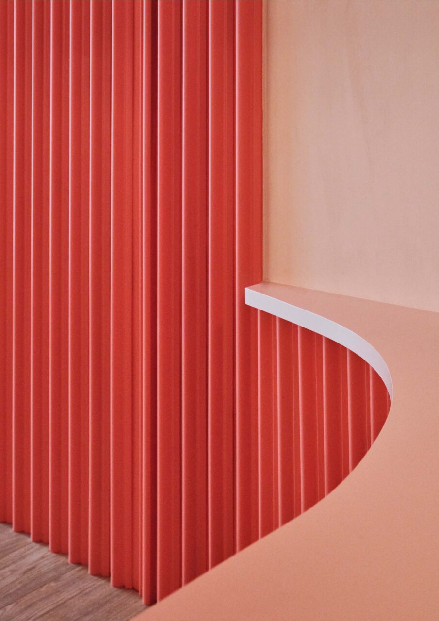 reception desk contour