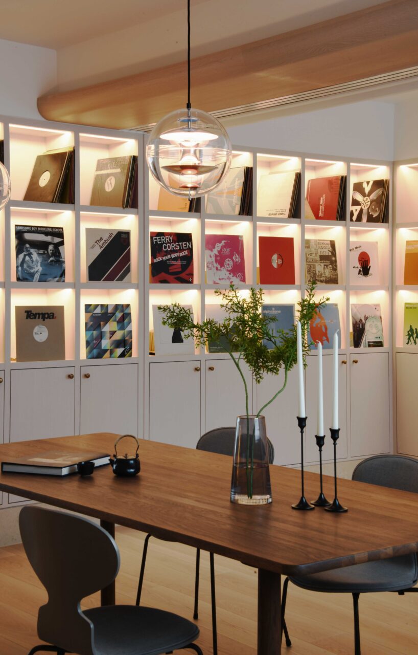 vinyls in apartment