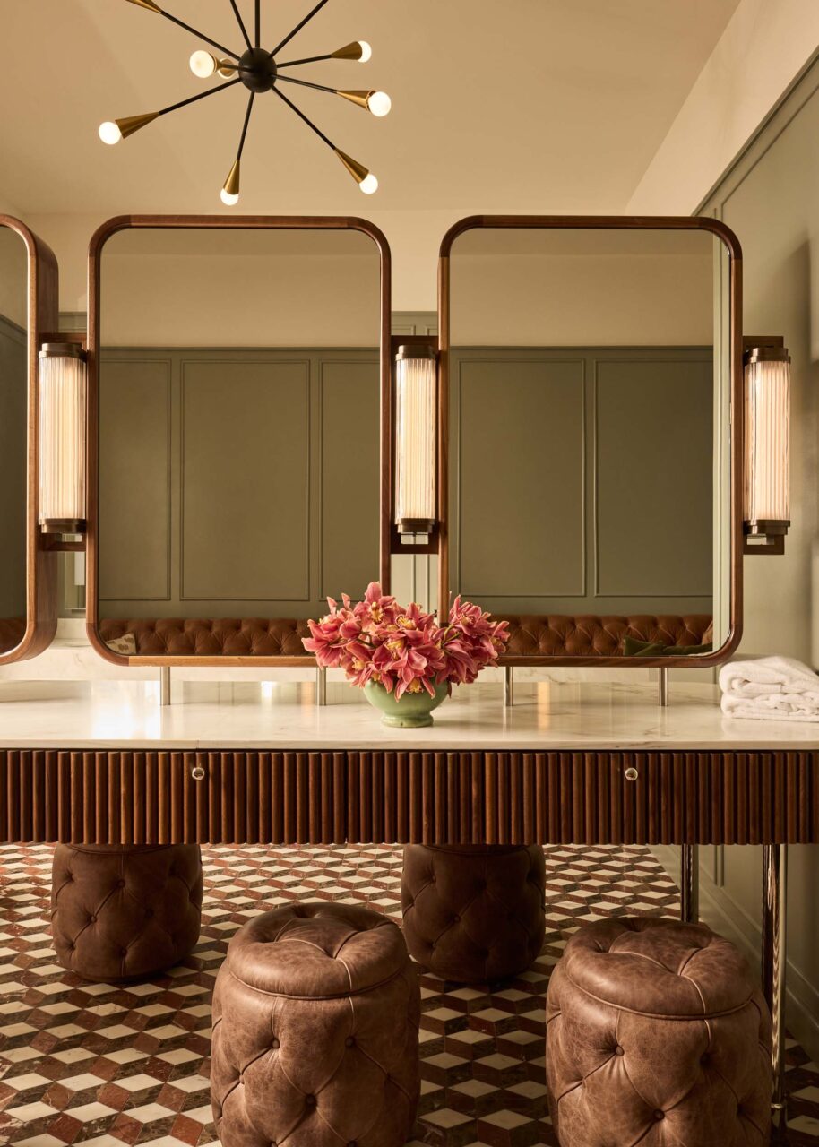 moss bathroom
