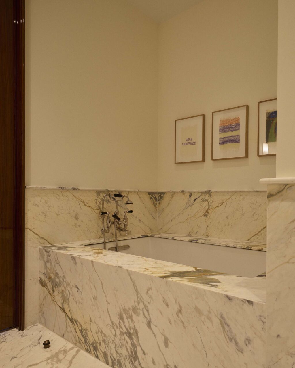 marble bath