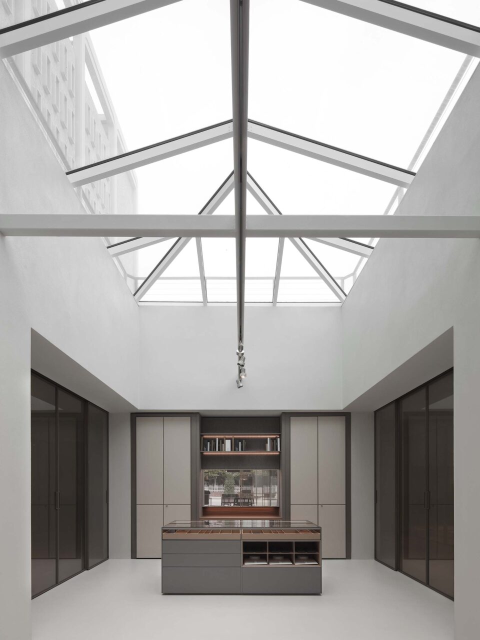 atrium in los angeles