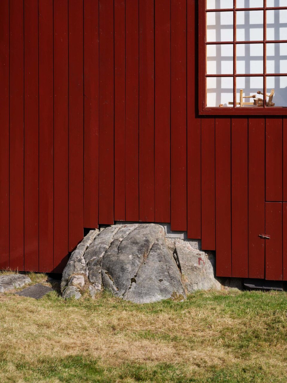 rock in home